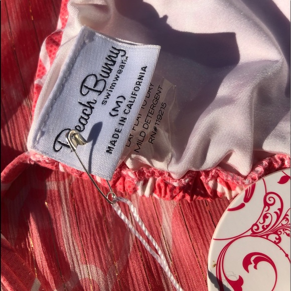 NWT beach bunny bikini ๐ giraffe ๐ฆ glitter in the air size M set - Picture 13 of 16